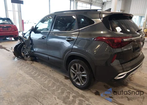 2021 Kia Seltos S from USA, damaged, VIN KNDEU2AA2M7143154